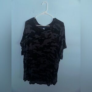 Old Navy Cameo Black Luxe T-Shirt Size 2X Plus